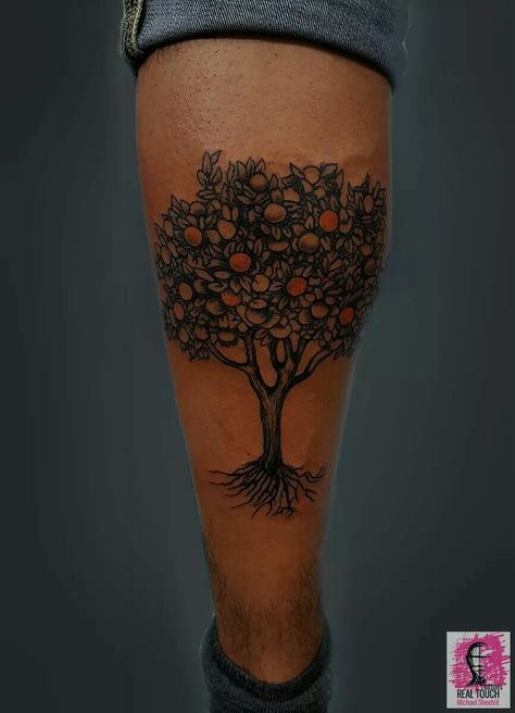 Orange tree tattoo Orange Tree Tattoo, Clementine Tree, Tree Tattoo Black, Whimsical Tattoos, Neo Tattoo, Orange Tree, Tree Tattoo, Skin Art, Piercing Tattoo