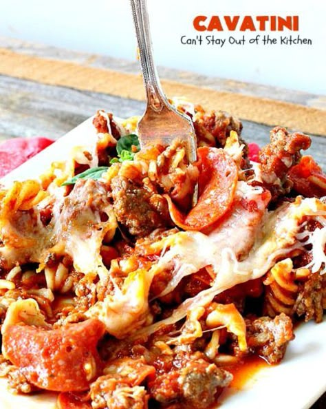 Cavatini Recipe, Recipe Italian Sausage, Italian Main Dishes, Recipe Italian, Italian Pasta Dishes, Pasta Bake, Spaghetti Sauce, Italian Dishes, Italian Sausage