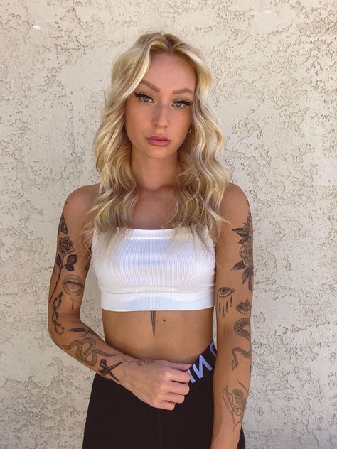 Blonde Tattoo, Eagle Tattoo, Dagger Tattoo, Beach Ideas, Snake Tattoo, Blonde Women, Tattoo Inspo, Clean Girl, Dragon Tattoo