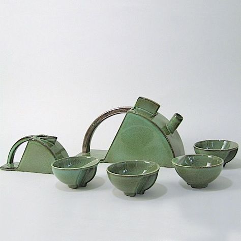 Art Deco Tea Set, Art Deco Ceramics Pottery, Art Deco Objects, Art Deco Ceramics, Teaset Ceramic, Art Deco Teapot, Antique Hand Tools, Art Deco Pottery, Crockery Design