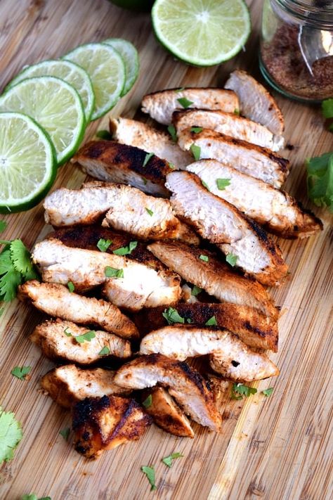 Chicken Seasoning Recipes, Chicken Breast Marinade, Southwest Recipes, Southwestern Chicken, Chicken Taco Salad, Southwest Chicken, Healthy Weeknight Meals, Homemade Seasonings, Healthy Meals For Two