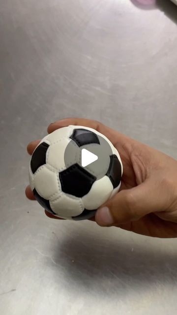 Fondant Football Boots, Fondant Football Tutorial, Cake Decorating Football, Football Ball Cake, Cake Football Birthday, Football Cake Ideas, Fondant Football, Football Cakes For Boys, Football Topper