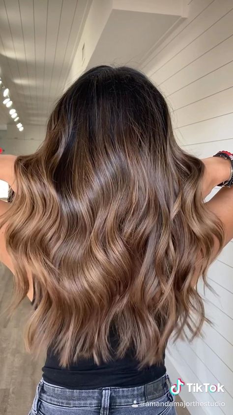 Light Brown Hair Styles, Brown Hair Styles, Rambut Brunette, Brunette Balayage, Hairstyle Tutorials, Vlasové Trendy, Hair Color Light Brown, Brunette Balayage Hair, Brown Hair Balayage