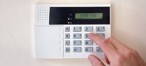 Burglar alarm brands rated - Which are the best burglar alarm brands? Read on for the results of our exclusive survey of burglar alarm owners. Apartment Security, Home Alarm System, Alarm Systems For Home, Home Security Tips, Best Home Security, Wireless Home Security Systems, Security Equipment, Burglar Alarm, Home Alarm