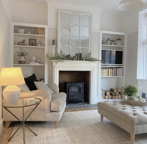 Aesthetic House Decor, Alcove Ideas Living Room, Chimney Decor, House Decor Ideas, Living Room Redesign, New House Living Room, Living Room Wall Color, Aesthetic House, Living Room Decor Fireplace