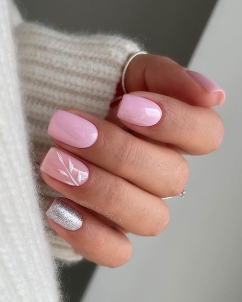 pink nails ideas Milky Nails, Manikur Kuku, Light Pink Nails, October Nails, Christmas Gel Nails, Nagel Tips, Pink Nail Art, Body Chains, Vacation Nails