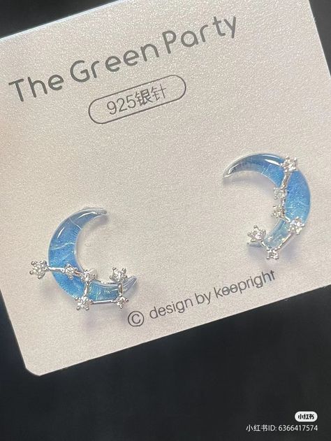 Cute Blue Earrings, Baby Blue Accessories, Blue Accessories Aesthetic, Blue Girly Things, Blue Jewelry Aesthetic, Pretty Jewelry Necklaces, Blue Accessories, Jewelry Accessories Ideas, Girly Accessories