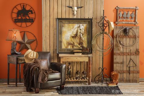 We love the use of old and new in this western retreat.  Create character by adding in personal items from the shed or barn. Old Western Decor, Western Decor Living Room, Western Living Rooms, Western Living Room Decor, Cowboy Room, Western Living Room, Western Wall Decor, Western Rooms, Western Bedroom