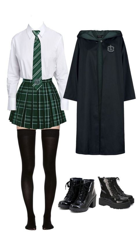 Slytherin Uniform Female, Slytherin Dresses, Slytherin Outfit Ideas, Slytherin Dress, Slytherin Uniform, Harry Potter Uniform, Slytherin Costume, Harry Potter Kostüm, Slytherin Clothes