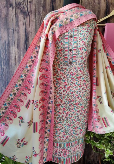 Kani Print Suit Design, Kani Print, Flower Pattern Design Prints, Desi Fits, Photoshoot Outdoor, Woolen Dresses, Fantasy Land, Western Dress, Borders Design