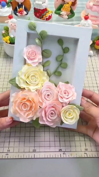 DIY Flowers With Clay🤩🌸 Flori Din Lut, Flori Fondant, Fondant Flower Tutorial, Flowers Wall Decor, ดินปั้น Polymer Clay, Handmade Flowers Paper, Paper Flowers Craft, Fondant Figures, Diy Crafts Paper Flowers