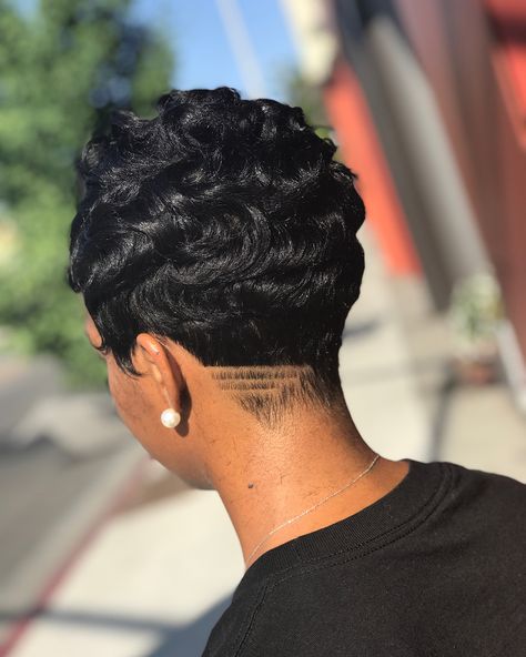 “ Line Up “ with My Boo @keyana.b My Boo Keyana looove her soft, lol We decided to add a few lines in the nape to switch it up tho . It’s… Undercut Natural Hair, Easy Short Haircuts, Black Hair Short Cuts, Short Black Hair, Shaved Hair Designs, Short Sassy Hair, Sassy Hair, Undercut Hairstyles, Cute Hairstyles For Short Hair