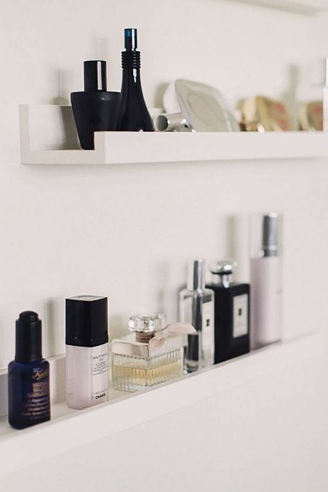 8 Space-Saving IKEA Hacks That’ll Make Your Bathroom Look 10x Bigger: MOSSLANDA Picture Ledge Picture Ledge Hack, Ikea Shelf Hack, Mosslanda Picture Ledge, Closet Ikea, Ikea Pictures, Hack Ikea, Ikea Bedroom, Ikea Shelves, Decor Ikea