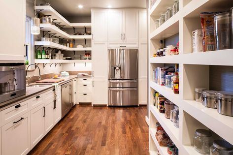 Today’s pantries are getting just as much design attention as kitchens, with Instagram-worthy results. Pantry Kitchen Ideas, Kitchen Storage Space, Pantry Kitchen, Built In Cabinet, Storage Inspiration, Dish Storage, Storage Shelving, Large Pantry, Shelving Design