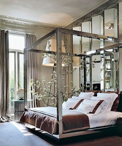 four poster bed w/mirrored canopy - #dreamhome Paris Apartment Bedroom, Mirrored Walls, Parisian Bedroom, Glamorous Decor, Real Estat, Four Poster Bed, Romantic Home Decor, Four Poster, Poster Bed