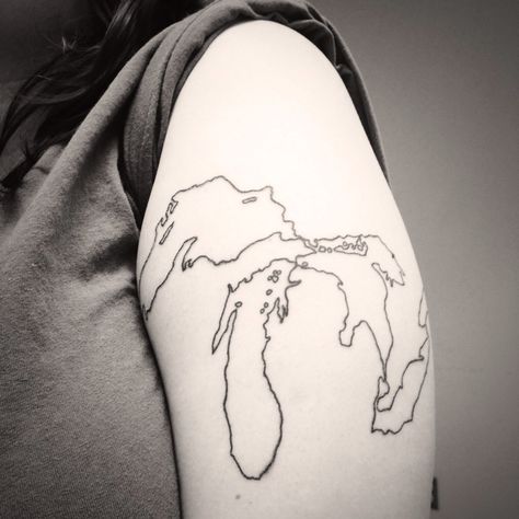 My GREAT LAKES LOVE TATTOO done by Matt T at Saints and Sinners Tattoos in Fells Point, Baltimore, MD Great Lakes Tattoo Ideas, Flat Tattoo, Lakes Tattoo, Great Lakes Tattoo, Superior Tattoo, Fells Point Baltimore, Great Lakes Map, Lake Tattoo, Lines Tattoo