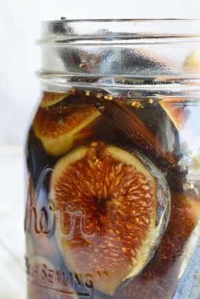 It is my favorite time of year, Fig Season! If you have an abundance of fresh figs or just like boozy fruit try this Vanilla Amaretto Soaked Figs… Boozy Fruit, Figs Recipe, Fig Season, Fig Recipes, Dried Figs, Fresh Figs, Garden Recipes, Jams & Jellies, Canning Recipes