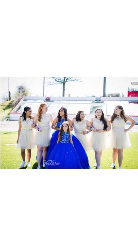 Quinceañera damas photo Quince Court, Beauty And The Beast Quince, Quince Pictures, Royal Blue Quinceanera, Quinceanera Theme, Quinceañera Ideas, Dama Dresses, Quinceanera Dresses Blue, Quinceanera Themes