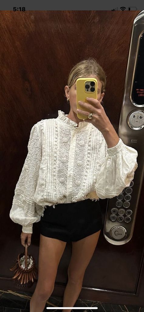 Swiss Outfits Fashion, Italian Fashion Spring, Chloe Boho Style, White Jeans Black Top Outfit, Art Show Outfit Ideas, Modern Boho Chic Outfits, Boheme Chic Outfit, Reformation Aesthetic, White Lace Outfits