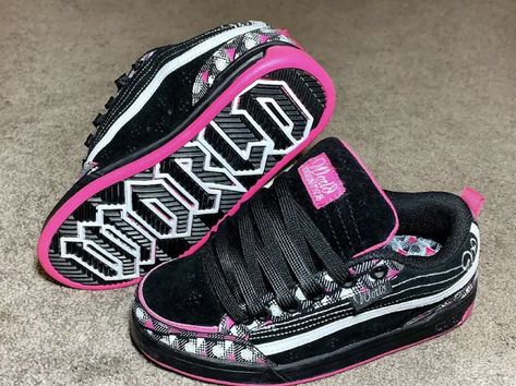 2000s Shoes, Alt Shoes, Around The Fur, World Industries, Pretty Shoes Sneakers, Shoes Outfit Fashion, Shoe Wishlist, Funky Shoes, 2000s Fashion Outfits