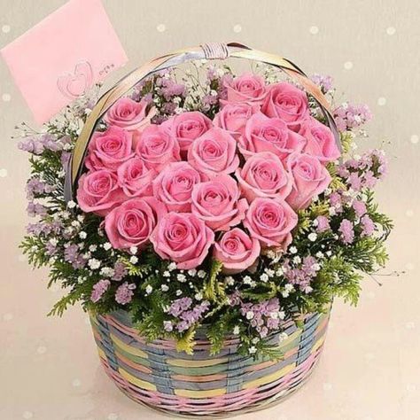 Basket Flower Arrangements, Floral Baskets, Beautiful Flower Arrangements, Arte Floral, Birthday Flowers, Flower Boxes, Ikebana, Floral Bouquets, Love Flowers