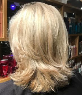 Medium Hairstyle with Layered Bottom Shoulder Length Blonde, Shoulder Length Layered, Modern Shag, Blonde Layers, Medium Layered Haircuts, Medium Layered Hair, Medium Layered, Shoulder Length Hair Cuts, Shag Haircut