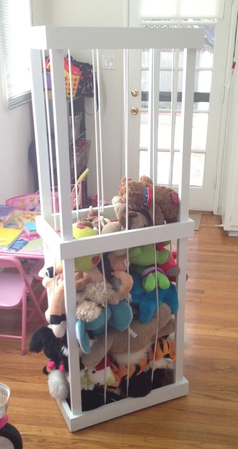 Stuffed animal storage. Need to do for the girls! But do we do one or two? LOL Stuffed Animal Storage Zoo, Stuffed Animal Zoo, Animal Cage, Diy Rangement, Pvc Projects, Toy Organizer, Stuffed Animal Storage, Pet Cage, Toy Rooms