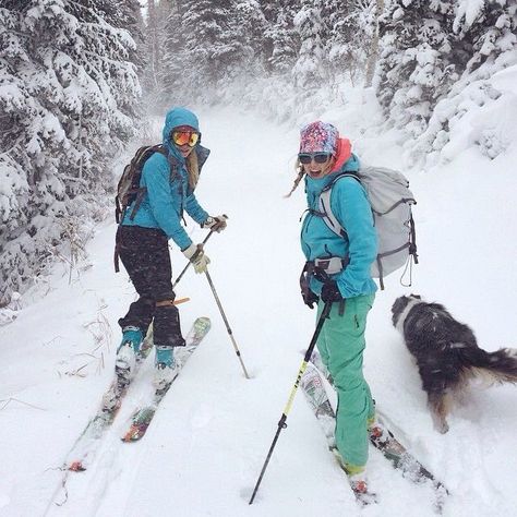 Ski Aethstetic, Ski Pack, Ski Bunnies, Ski Bums, Backcountry Skiing, Snow Fun, Ski Touring, Ski Season, Skiing Outfit