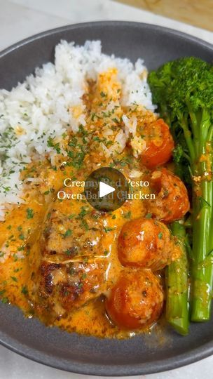 Oven Baked Chicken Recipe, Baked Chicken Recipes Oven, Chicken Rotisserie, Dhal Recipe, Rice And Broccoli, Baked Chicken Recipe, Red Pesto, Oven Baked Recipes, Italian Herbs