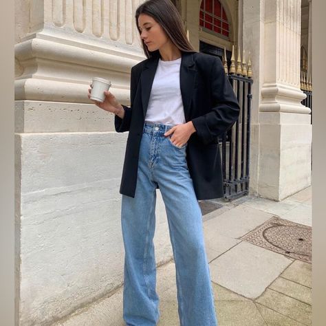 Zara New Wide Leg Jeans Chic Zara Jeans For Day Out, Jeans Blazer Outfit, Zara Wide Leg Jeans, Business Casual Jeans, Jeans Outfit For Work, Wide Leg Jeans Outfit, Wide Leg Pants Outfit, Looks Jeans, Casual Work Outfits Women