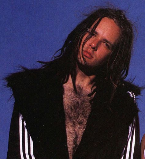 Oh my freaking God! What can I say besides Jonathan is sexy as hell! Probably my fav pic of him. I have so many! But damn, he's sexy!! Any time, JD, any time! John Davis, Jonathan Davis, Musica Rock, I'm With The Band, Korn, Music Stuff, Cutie Patootie, Rock Music