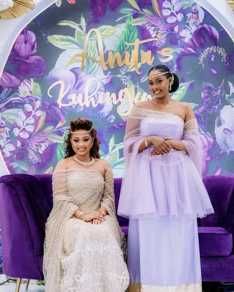 Stunning Images from Anita Fabiola’s Introduction Ceremony – K'la Chic Kwanjula Hairstyles, Kinyarwanda Traditional Wear, Ugandan Traditional Wedding, Uganda Culture, Bridal Maid Dress, Women Culture, Cultural Wear, Gown Accessories, Wedding Gown Accessories