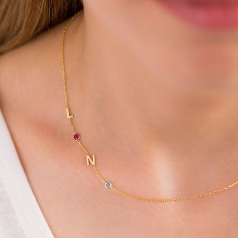 Sideways Initial Birthstone Necklace Personalized Necklace - Etsy Initial Birthstone Necklace, Jewelry Traditional, Sideways Initial Necklace, Necklace Birthstone, Solid Gold Necklace, Jewelry Minimalist, Personalized Letters, Mothers Necklace, Style Minimaliste