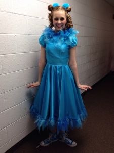 Gertrude Mcfuzz, Whoville Hair, Seussical Costumes, Bird Girl, Nerd Glasses, Solo Costume, Hippie Hair, Theatre Costumes, 1950s Fashion