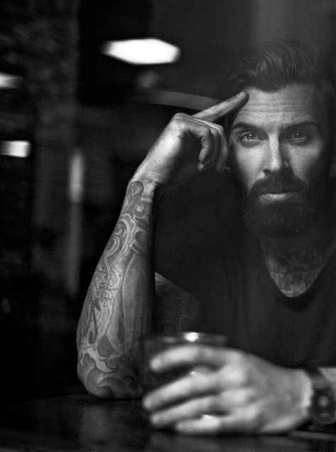 Levi Stocke, Men's Portrait Photography, Male Portrait Poses, Pose Portrait, Foto Portrait, Mens Photoshoot Poses, Male Models Poses, Portrait Photography Men, Men Photoshoot