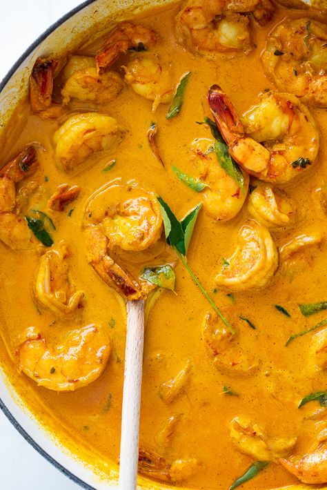 Shrimps Curry Recipe, Shrimp Recipes Curry, Yellow Curry Shrimp Recipe, Curried Shrimp Recipes, Shrimp Curry Recipe Indian, Curry Seafood Recipes, Curry Prawns Recipes, Shrimp Curry Recipe Easy, Shrimp Curry Recipes