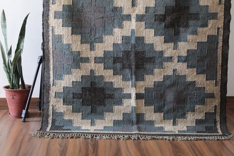 Dhurrie Rug, The Greeks, Jute Wool Rug, Ethnic Motifs, Dhurrie Rugs, Flat Woven Rug, Handmade Kilim Rugs, Weaving Process, Handwoven Kilim