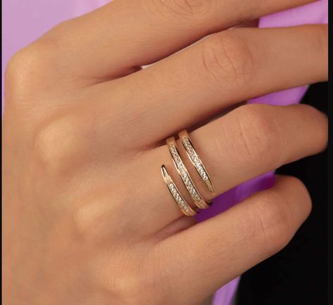 Band Rings Women, Triple Band Ring, Trio Ring, Nail Ring, Solid Gold Band, Quote Backgrounds, Jewelry Designers, Jewelry Model, Ring Women