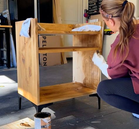 DIY Record Player Stand