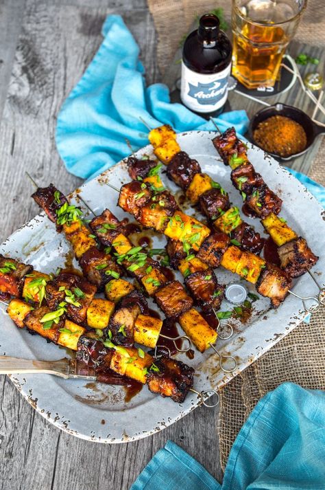 Smoked Pork Belly & Pineapple Skewers with Head Country BBQ sauce. Try these kabobs to switch things up this summer! Head Country Bbq Sauce Recipe, Easy Skewers, Easy Kabobs, Pineapple Skewers, Smoked Pork Belly, Country Bbq, Best Bbq Recipes, Pineapple Skewer, Grilled Salad