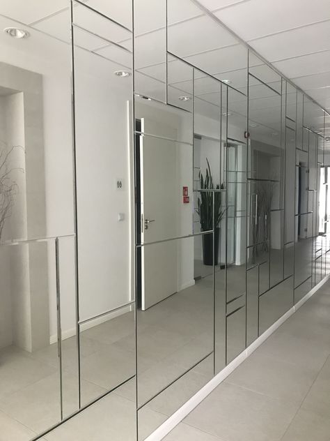 Accent Walls With Mirrors, Full Mirror Wall, Mirror Panelling Wall, Mirror Panelling, Mirror Wall Design, Mirror Panel Wall, Mirror Wall Panel, Mirrored Walls, Tinted Mirror