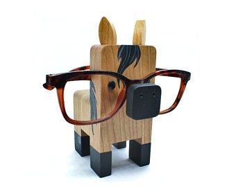 Wooden Animal Eyeglass Stands by GreyMatterGifts on Etsy Wooden Glasses Holder, Eyeglass Display, Eyeglass Stand, Farmhouse Chic Decor, Eyeglass Accessories, Purse Crafts, Glasses Holder, Custom Horse, Toy Art