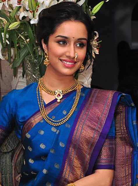 Top 41 Bollywood Actresses Who Look Beautiful In Saree Marathi Saree, Royal Blue Saree, Maharashtrian Saree, Maharashtrian Jewellery, Marathi Bride, Blue Saree, Kanjivaram Sarees, Shraddha Kapoor, Saree Look