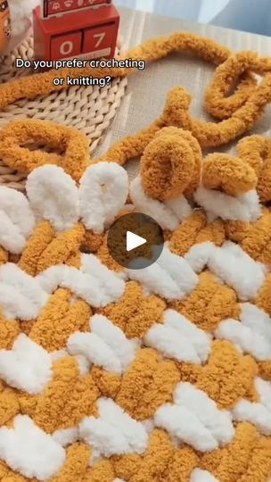 Beautifully Designed Crochet Blankets to Add to Your Collection https://youtu.be/pzYZcMSKCMA?si=VbfRaeqt2HxI3Lrs Chunky Blanket Diy, Chunky Blanket Pattern, Chunky Knit Blanket Pattern, Free Crochet Blanket Patterns, Heart Wants What It Wants, Chunky Yarn Blanket, Loopy Yarn, Finger Knitting Projects, Chunky Blankets