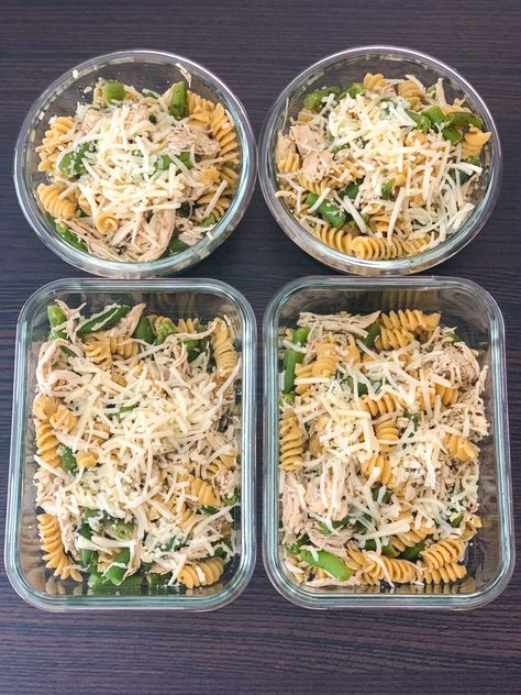 Healthy Filling Meals, Macro Recipes, Chicken And Pasta, Green Superfood Powder, Protein Pasta, Chicken Pasta Bake, Macro Friendly Recipes, Mozzarella Chicken, Green Superfood