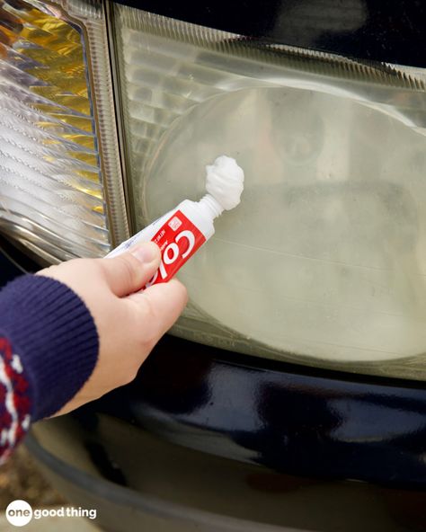 Toothpaste Hacks, Cleaning Headlights On Car, Headlight Cleaner, How To Clean Headlights, Marker Stain, Headlight Restoration, Car Cleaning Hacks, Car Hacks, Tea Stains