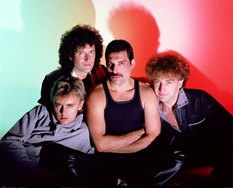 Queen Albums, Freddy Mercury, We Are The Champions, Queen Photos, Queen Pictures, Queen Freddie Mercury, John Deacon, Brian May, Sopot