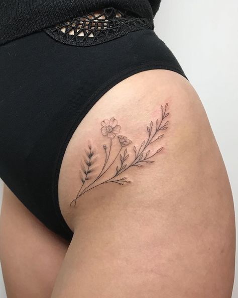 Flower Hip Tattoos, Hip Tattoo Designs, Waist Tattoos, Hip Thigh Tattoos, Bone Tattoos, Tattoos For Women Flowers, Hip Tattoos Women, Inspiration Tattoos, Arrow Tattoo