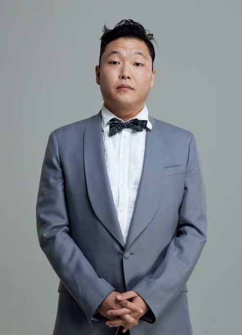 Psy rumored to make a comeback near the end of January | http://www.allkpop.com/article/2013/12/psy-rumored-to-make-a-comeback-near-the-end-of-january Psy Kpop, Psy Gangnam Style, Military Signs, Oppa Gangnam Style, Gangnam Style, Hip Hop Artists, Internet Radio, American Rappers, Asian Hair