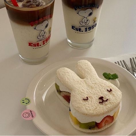 Cibo Asiatico, Idee Pasto, Cute Baking, Think Food, Idee Pasto Sano, Kawaii Food, Cute Desserts, Food Obsession, Cafe Food